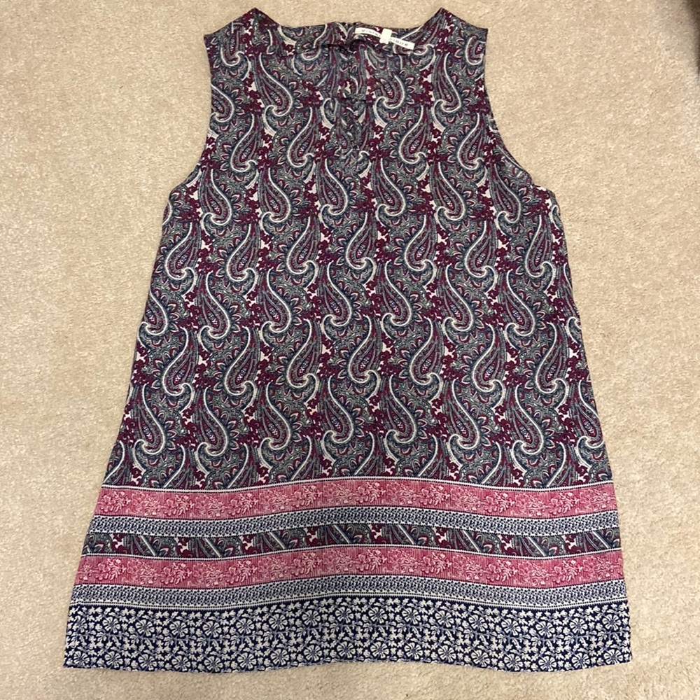 Patterned top